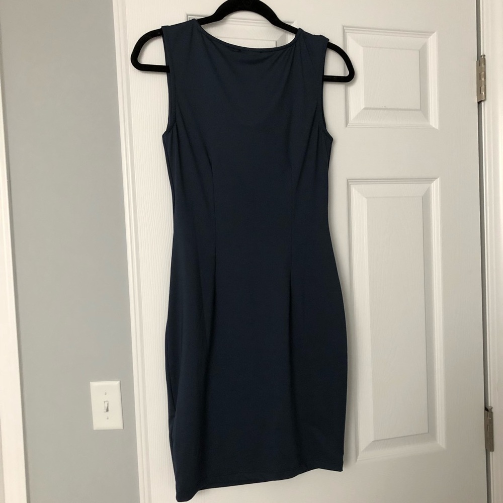 Brand new Venus dress - Picture 3 of 4